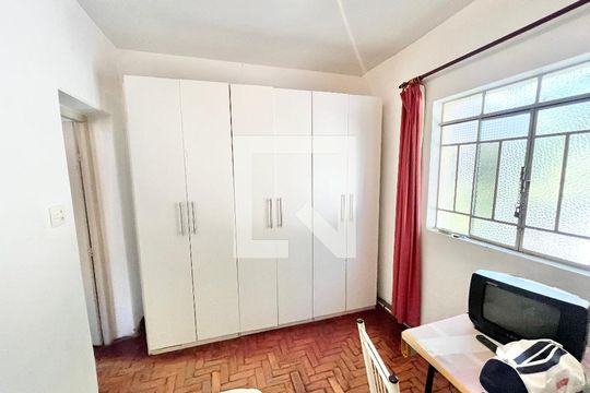 Quarto 2 de casa à venda com 2 quartos, 800m² em Tucuruvi, São Paulo