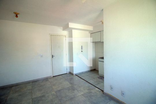 Sala de apartamento à venda com 2 quartos, 43m² em Vaz Lobo, Rio de Janeiro