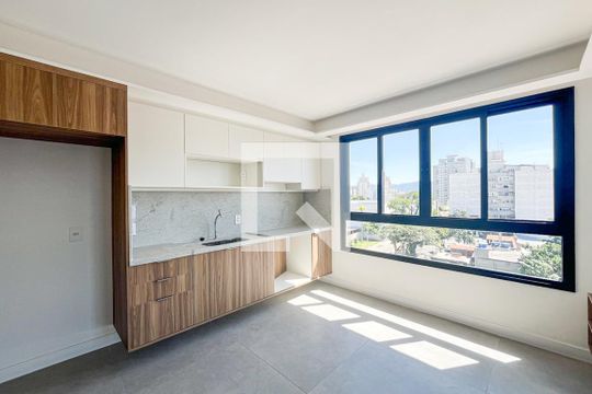 Sala/Cozinha de apartamento para alugar com 1 quarto, 34m² em Santana, São Paulo