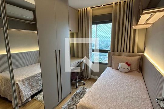 Quarto de apartamento à venda com 3 quartos, 79m² em Vila Dom Pedro I, São Paulo