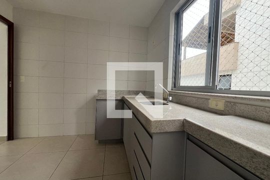 Apartamento para alugar com 4 quartos, 184m² em Dona Clara, Belo Horizonte