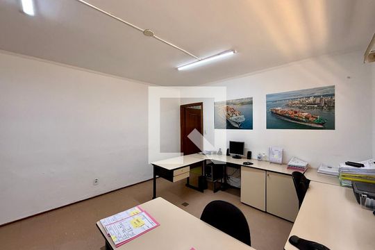 Sala  de casa à venda com 3 quartos, 137m² em Jardim Aeroporto, São Paulo