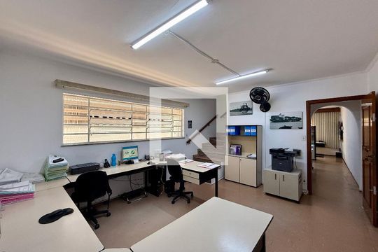 Sala  de casa à venda com 3 quartos, 137m² em Jardim Aeroporto, São Paulo