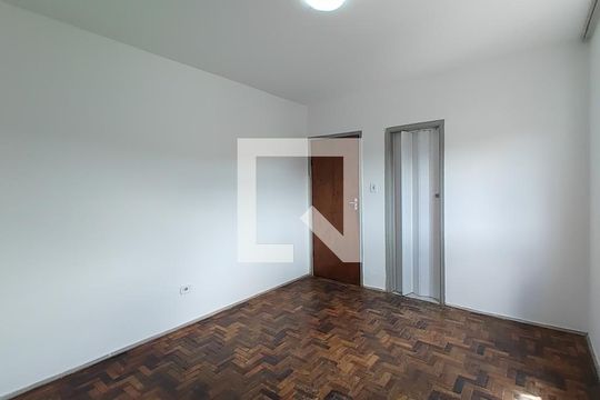 Quarto 2 de apartamento para alugar com 3 quartos, 75m² em Osvaldo Rezende, Uberlândia