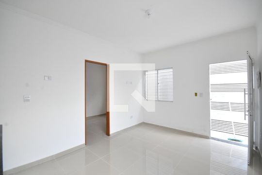 Sala de apartamento para alugar com 2 quartos, 65m² em Vila Nivi, São Paulo