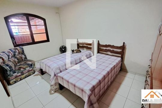 Casa à venda com 4 quartos, 263m² em São João Batista, Belo Horizonte