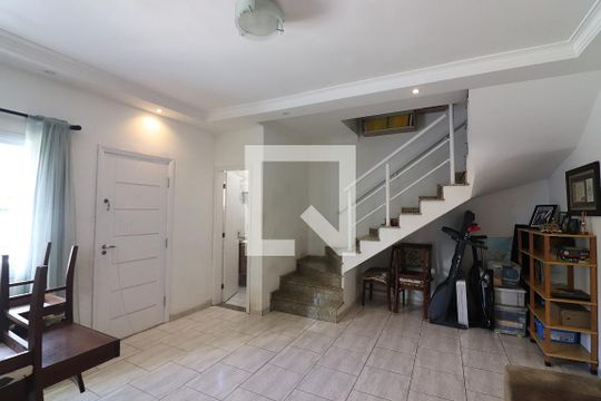 Sala  de casa de condomínio à venda com 3 quartos, 198m² em Baeta Neves, São Bernardo do Campo