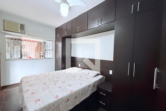 Casa à venda com 3 quartos, 210m² em Castelo, Belo Horizonte