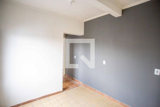Casa para alugar com 1 quarto, 70m² em Cidade Júlia, São Paulo