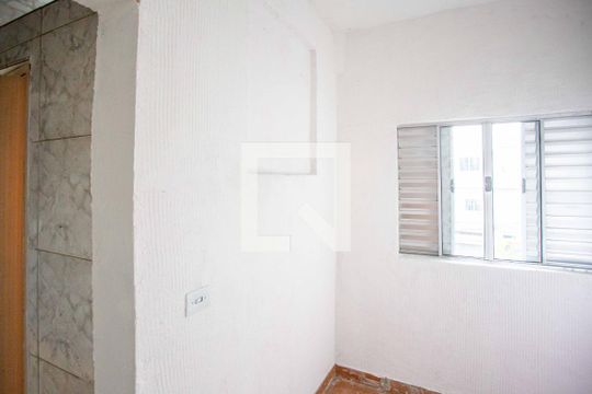 Quarto de casa para alugar com 1 quarto, 70m² em Cidade Júlia, São Paulo