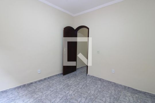 Quarto 2 casa 1 de casa para alugar com 4 quartos, 262m² em Jardim Danfer, São Paulo