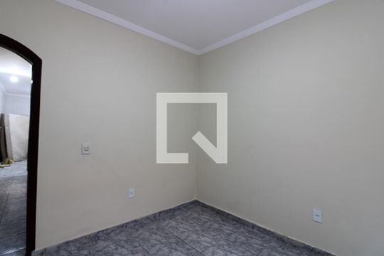 Quarto 2 casa 1 de casa para alugar com 4 quartos, 262m² em Jardim Danfer, São Paulo