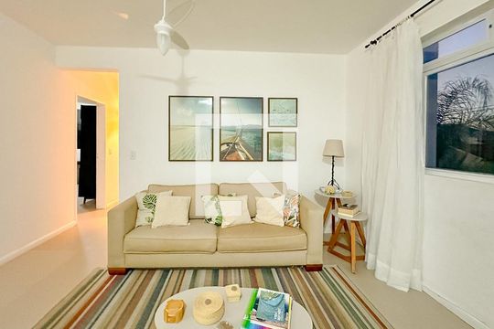 Sala de TV de apartamento para alugar com 2 quartos, 100m² em Ingleses Centro, Florianópolis