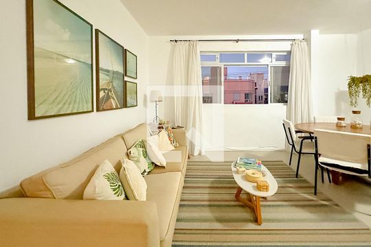 Sala de TV de apartamento para alugar com 2 quartos, 100m² em Ingleses Centro, Florianópolis