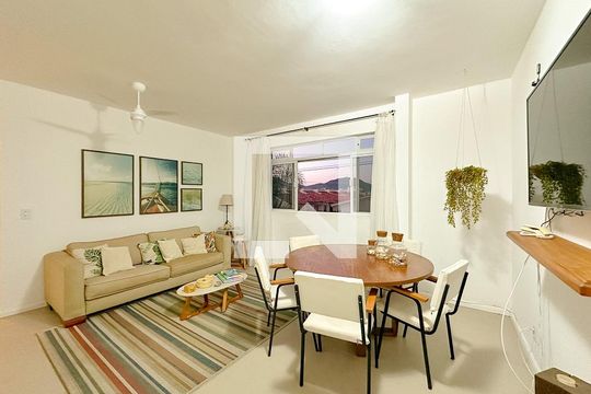 Sala de Jantar de apartamento para alugar com 2 quartos, 100m² em Ingleses Centro, Florianópolis