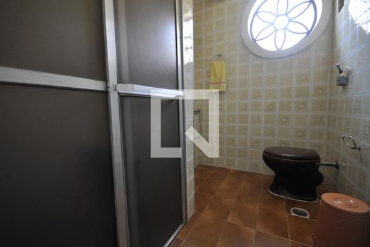 Banheiro do Quarto Suíte de casa à venda com 3 quartos, 126m² em Parque Casa de Pedra, São Paulo