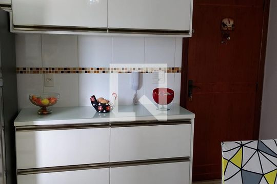 Cozinha de apartamento à venda com 2 quartos, 88m² em Cidade São Jorge, Santo André