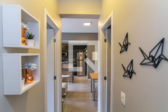 Corredor de apartamento para alugar com 2 quartos, 145m² em Glória, Porto Alegre