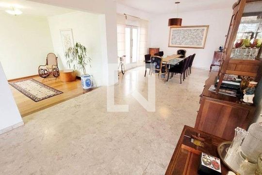 Casa à venda com 4 quartos, 496m² em Jardim Sao Bento, São Paulo
