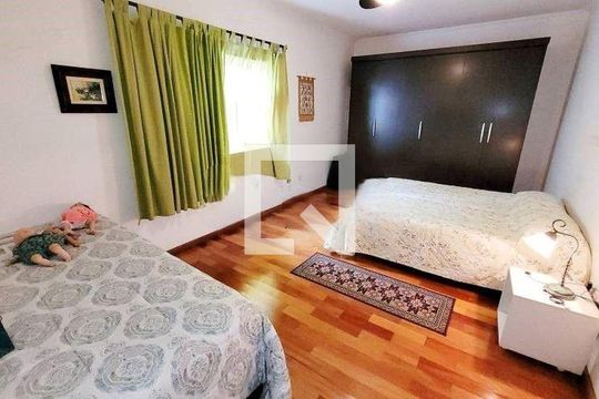 Casa à venda com 4 quartos, 496m² em Jardim Sao Bento, São Paulo