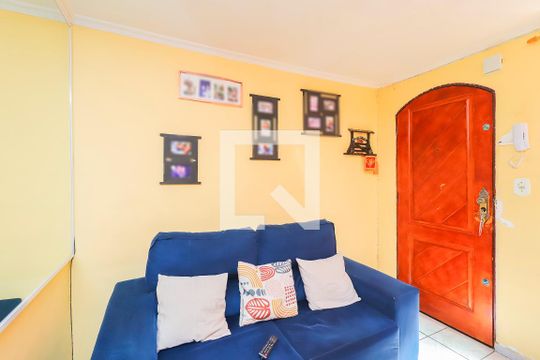Apartamento para alugar com 2 quartos, 34m² em Conjunto Habitacional Barro Branco I, São Paulo