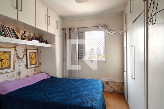 Apartamento à venda com 3 quartos, 70m² em Vila Mangalot, São Paulo