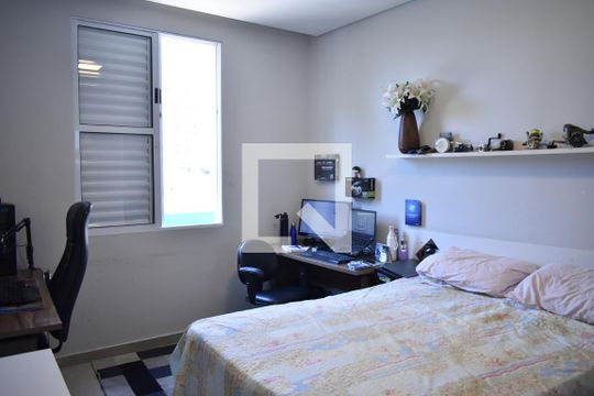 Quarto de apartamento à venda com 2 quartos, 104m² em Mirandópolis, São Paulo