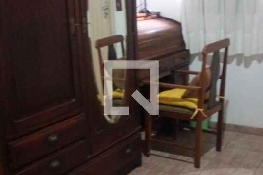 Quarto de casa para alugar com 3 quartos, 150m² em Vila Mariana, São Paulo