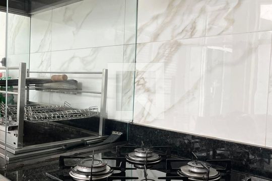 Casa de Condomínio para alugar com 3 quartos, 200m² em Jardim Amanda I, Hortolândia
