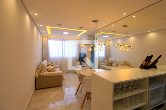 Sala  de apartamento à venda com 2 quartos, 41m² em Parque Esmeralda, São Paulo