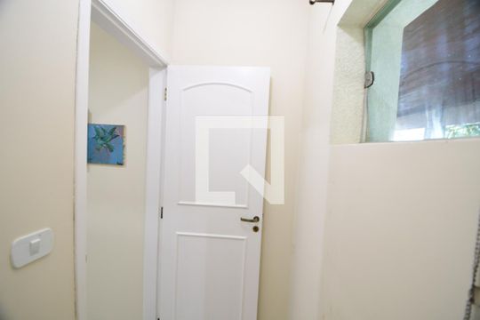 Lavabo de casa para alugar com 3 quartos, 326m² em Conjunto Habitacional Vila Santana (sousas), Campinas