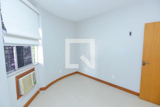Quarto 1 de apartamento à venda com 2 quartos, 67m² em Maracanã, Rio de Janeiro