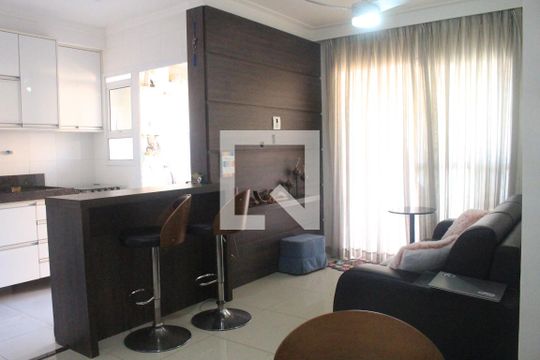 Sala de apartamento à venda com 2 quartos, 67m² em Santa Paula, São Caetano do Sul