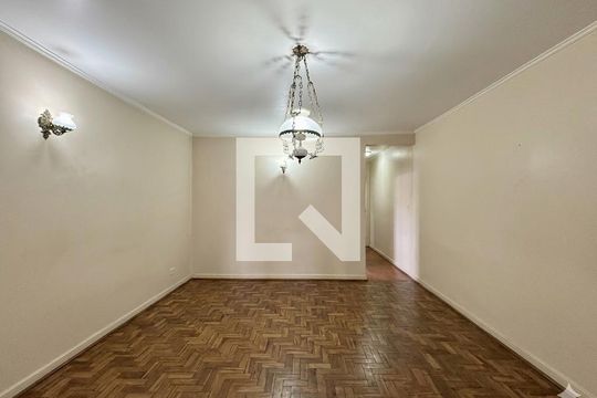 Sala  de casa à venda com 4 quartos, 170m² em Nova Piraju, São Paulo