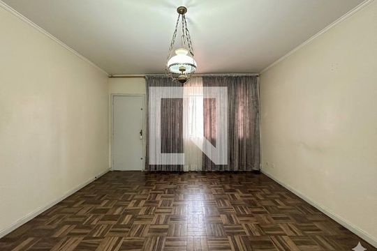 Sala  de casa à venda com 4 quartos, 170m² em Nova Piraju, São Paulo