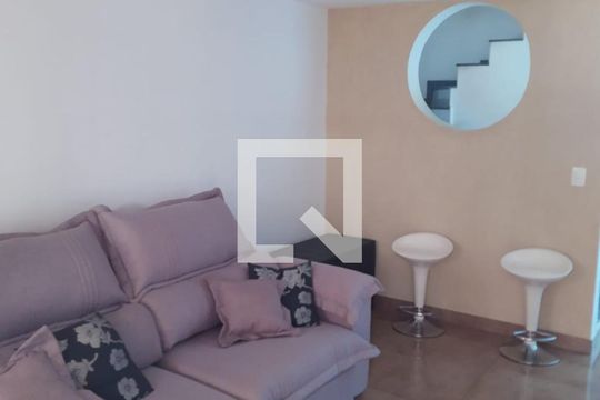 Sala de casa de condomínio à venda com 2 quartos, 70m² em Jardim Riacho das Pedras, Contagem