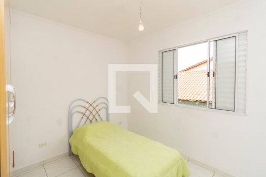 Quarto 2 de casa à venda com 3 quartos, 142m² em Vila Nivi, São Paulo