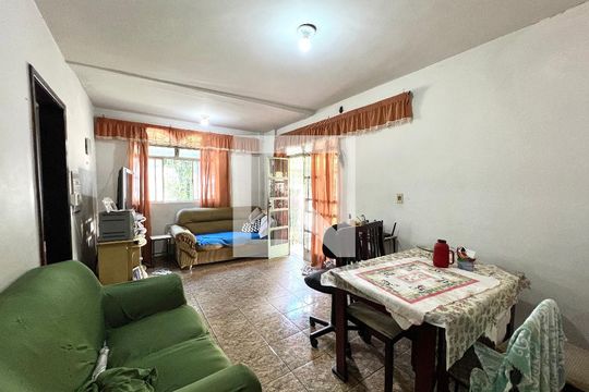 Casa à venda com 3 quartos, 360m² em São João Batista, Belo Horizonte