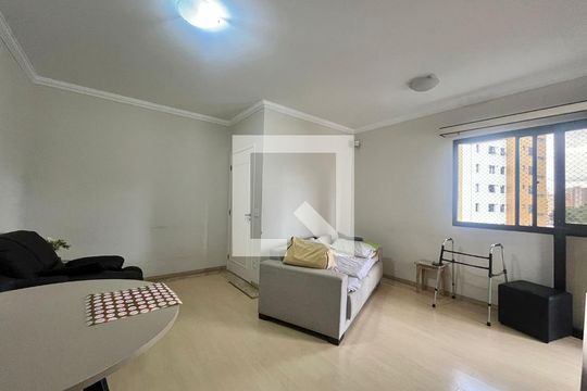 Sala de apartamento para alugar com 2 quartos, 121m² em Cambuí, Campinas