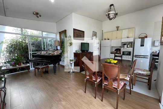 Sala de Jantar de casa para alugar com 3 quartos, 120m² em Vila Sonia, São Paulo