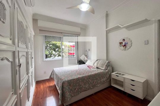 Quarto 1 de apartamento à venda com 3 quartos, 130m² em Copacabana, Rio de Janeiro