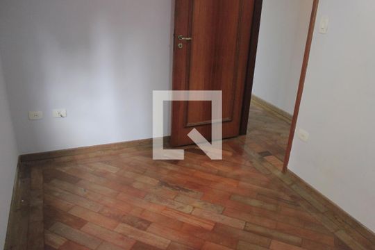 Quarto 1 de casa para alugar com 5 quartos, 278m² em Jardim Zaira, Guarulhos