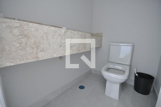 Lavabo de casa à venda com 4 quartos, 360m² em Vila Irmaos Arnoni, São Paulo