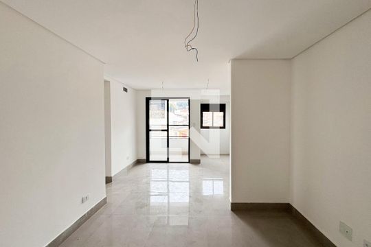 Sala de apartamento à venda com 2 quartos, 55m² em Jardim Vera Cruz, São Bernardo do Campo