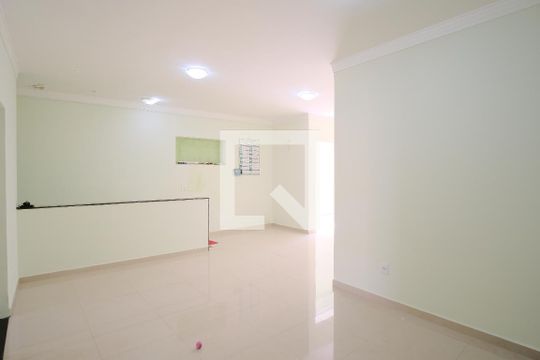 Casa à venda com 3 quartos, 280m² em Vila Carrão, São Paulo