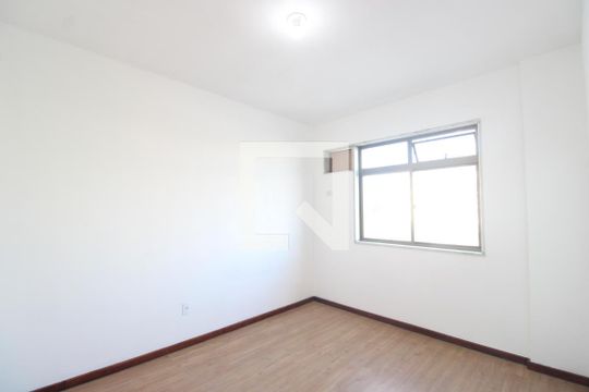 Quarto 1 de apartamento à venda com 2 quartos, 70m² em Taquara, Rio de Janeiro