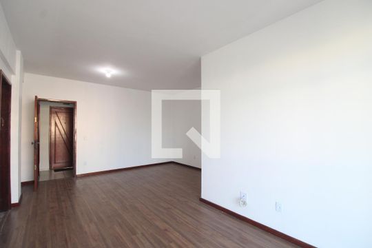 Sala de apartamento à venda com 2 quartos, 70m² em Taquara, Rio de Janeiro