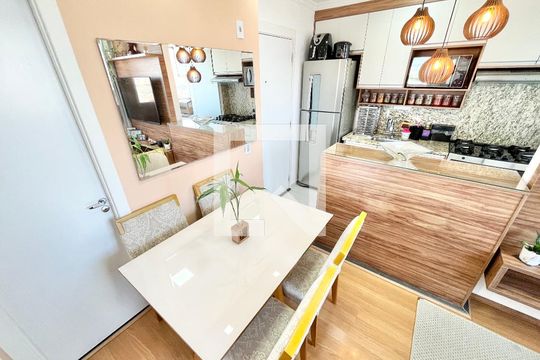 Sala/Cozinha de apartamento à venda com 2 quartos, 39m² em Vila Santa Maria, São Paulo