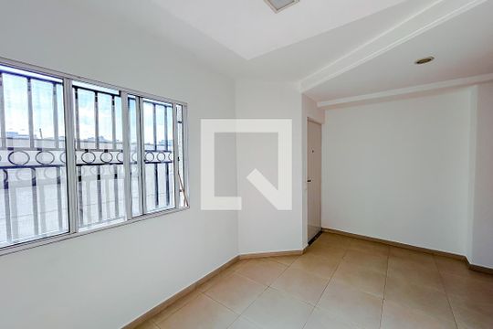 Sala de casa de condomínio para alugar com 3 quartos, 83m² em Vila Matilde, São Paulo