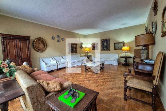 Casa à venda com 5 quartos, 460m² em Pacaembu, São Paulo